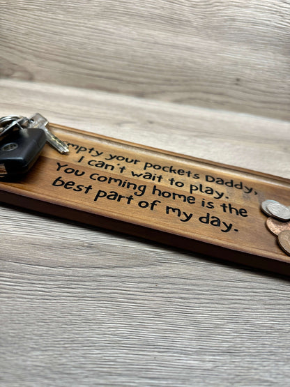 Wooden key organisation tray with an engraved personalised message. 