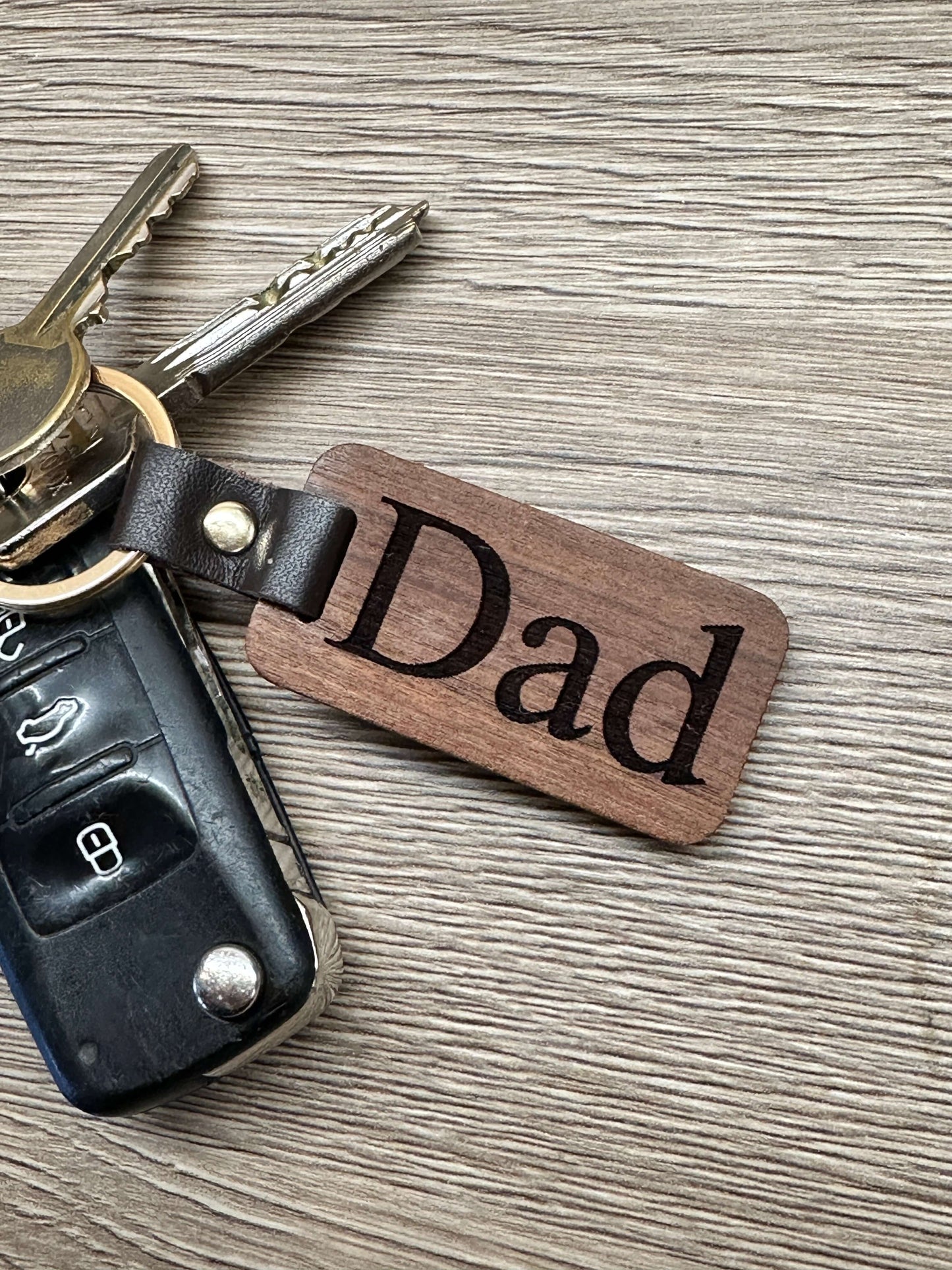 Wooden personalised Dad keyring. Gifts for Dad off older kids. 